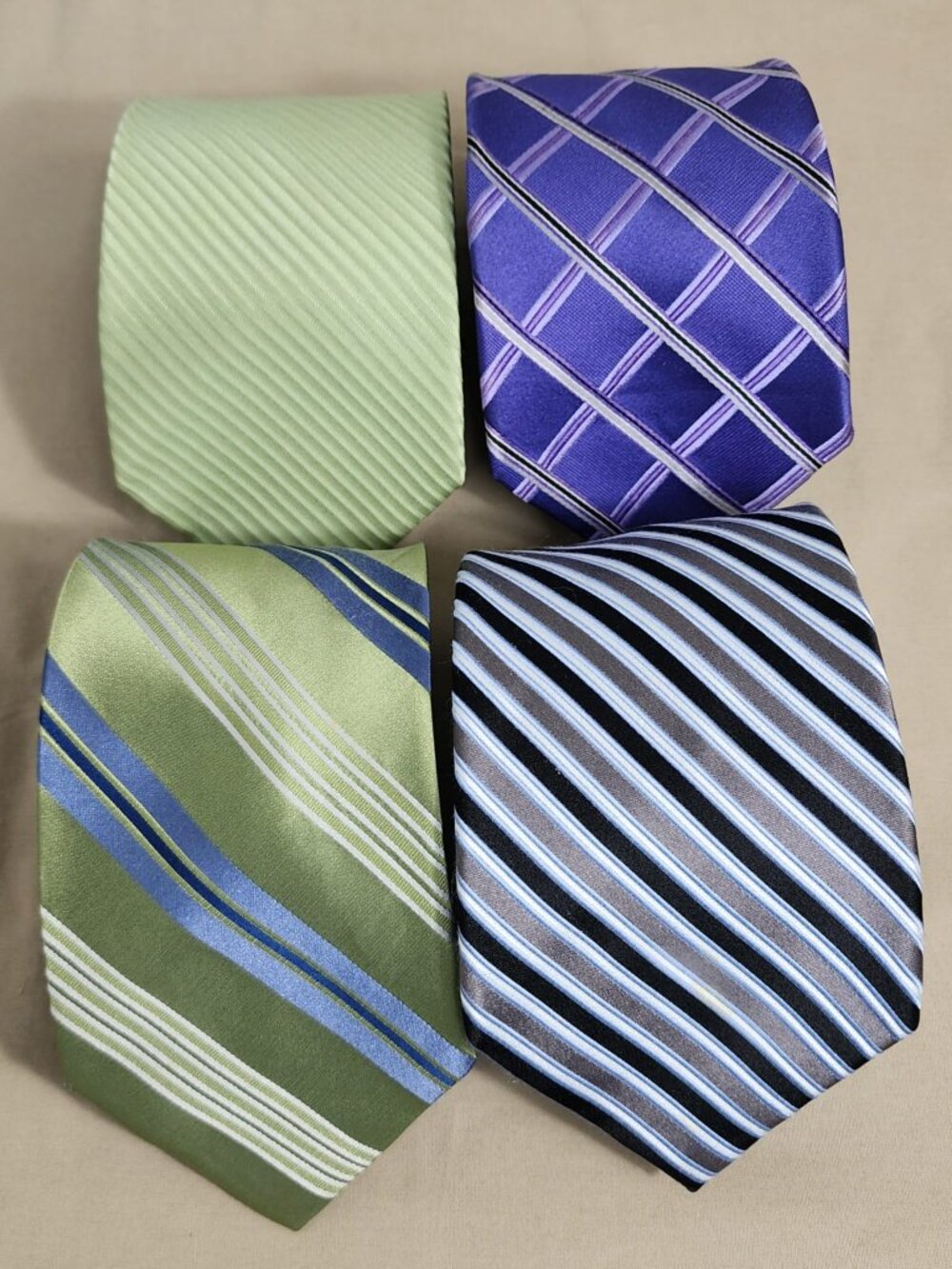 JONES NEW YORK Men’s Necktie Lot of 4, Silk, Classic Designer Office Style